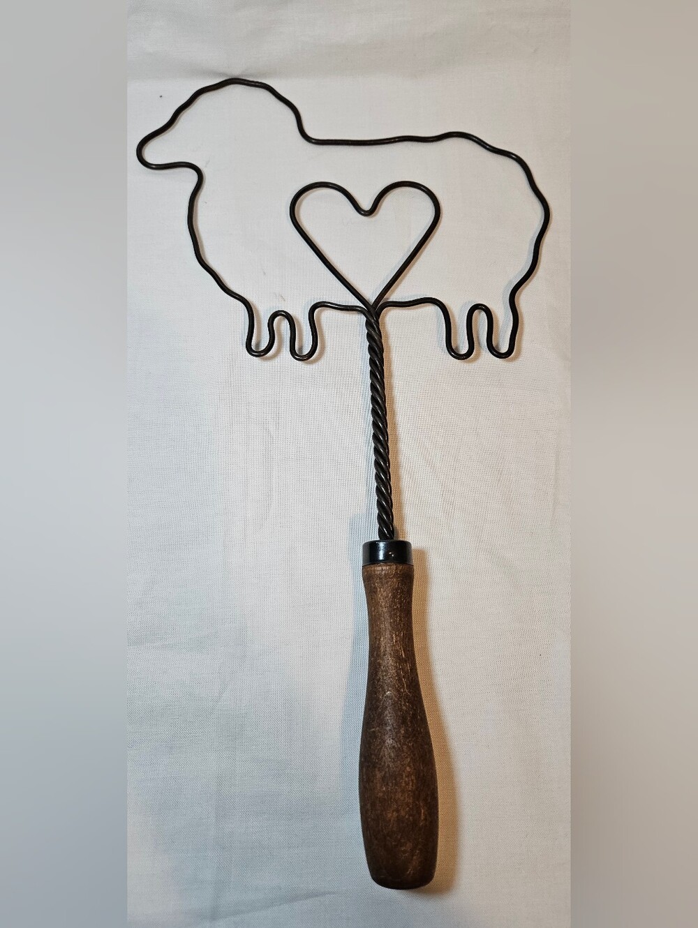 Lamb With Heart Rug Beater, Barn Charm Rustic Farm Decor, Black Sheep, old Timey